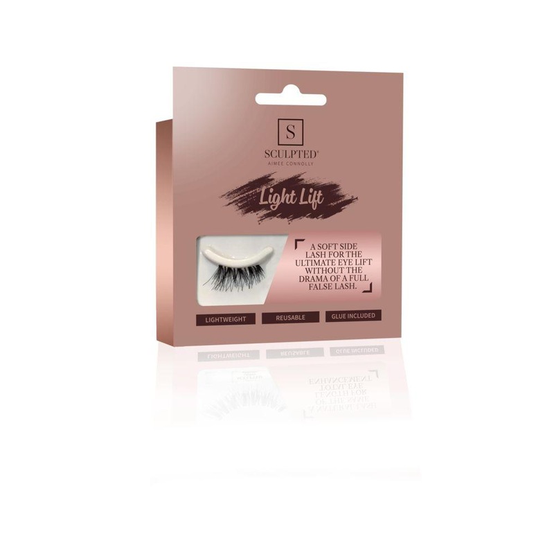 By Aimee Connolly Light Lift Lashes